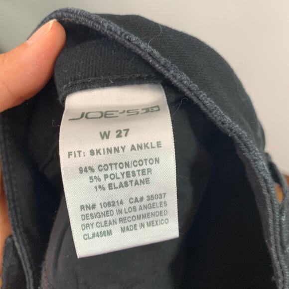 Joe’s Jeans Black Distressed Skinny Jeans - Picture 9 of 11